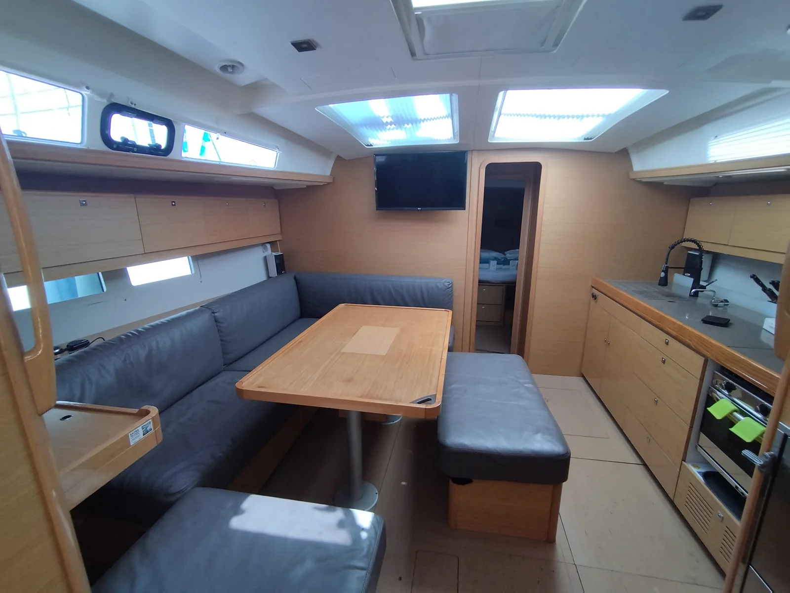 Yacht DUFOUR 460 Grand Large - Abraxan - Foto 1