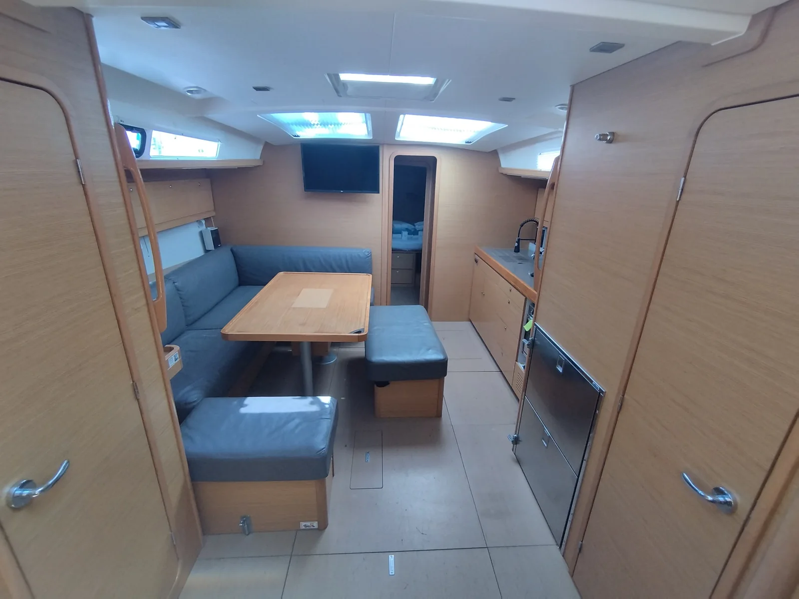 Yacht DUFOUR 460 Grand Large - Abraxan - Foto 1