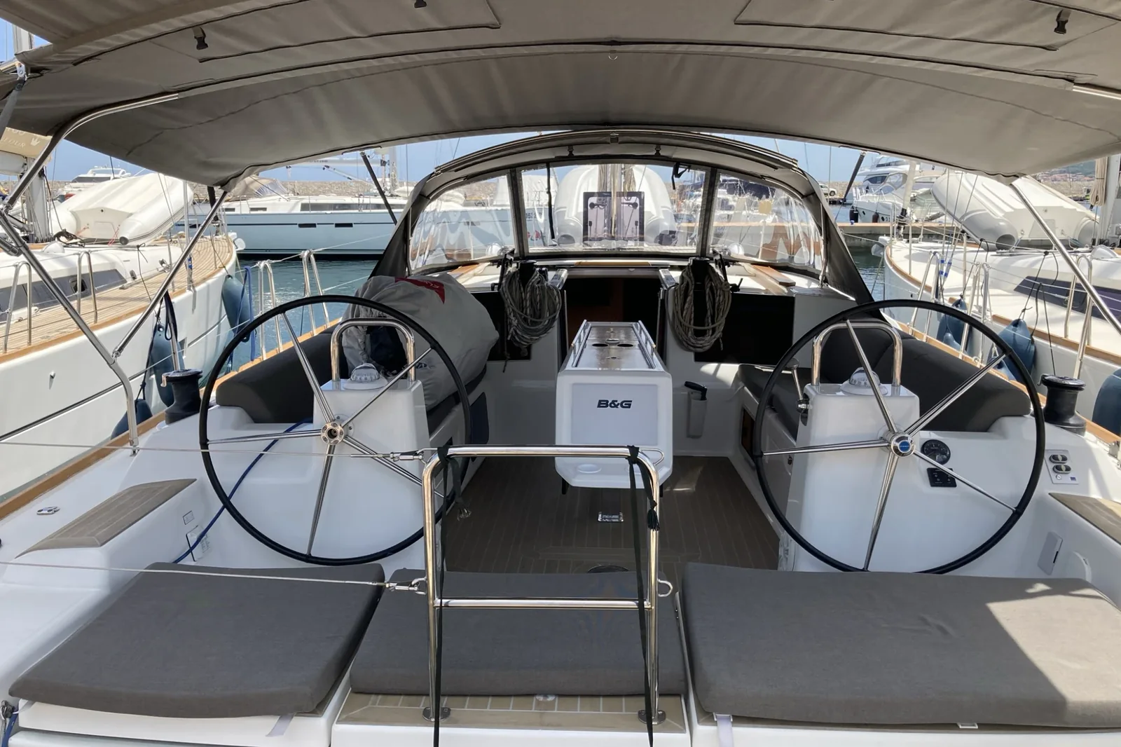 Yacht DUFOUR 460 Grand Large - Abraxan - Foto 1
