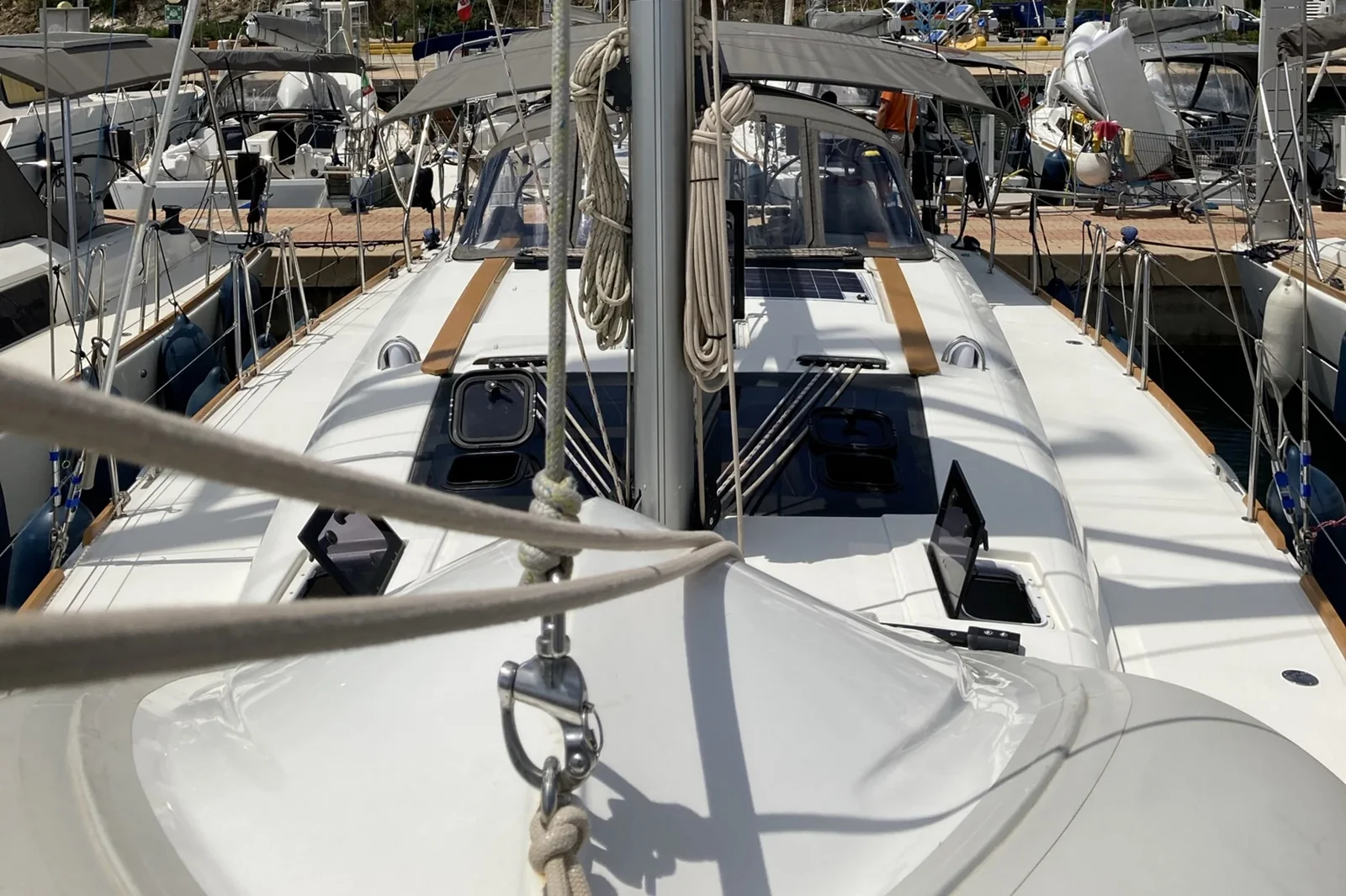 Yacht DUFOUR 460 Grand Large - Abraxan - Foto 1