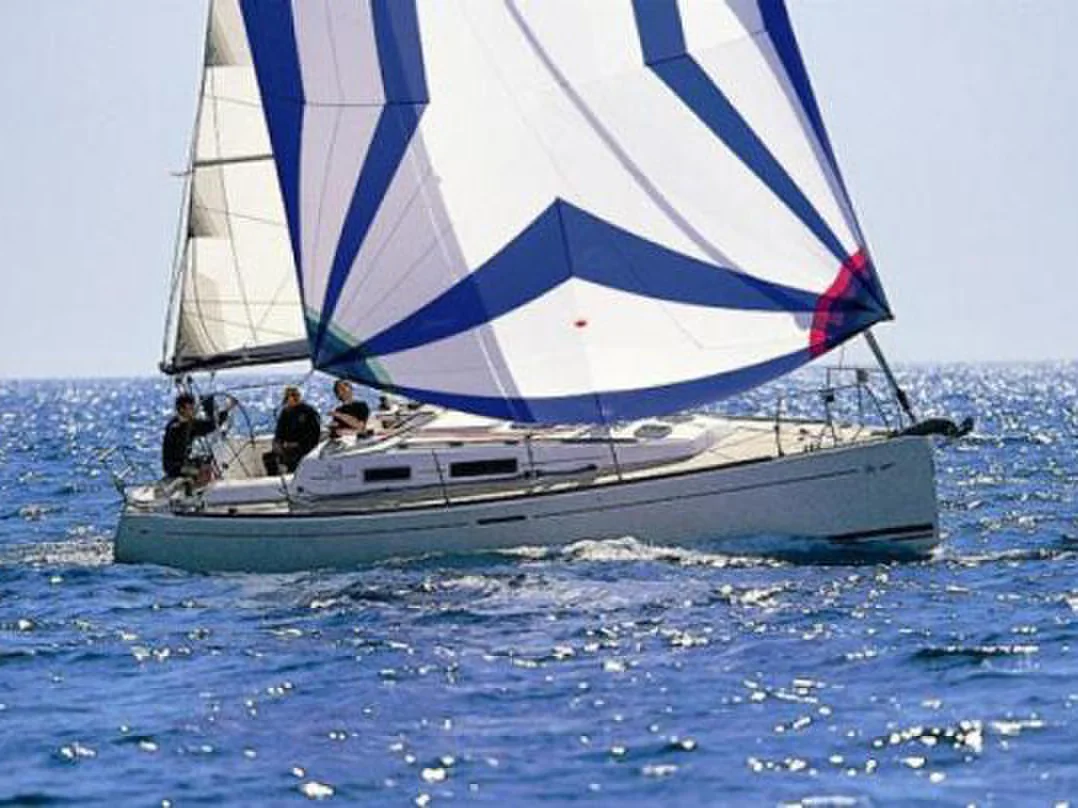 Yacht DUFOUR 34 Performance - Pico