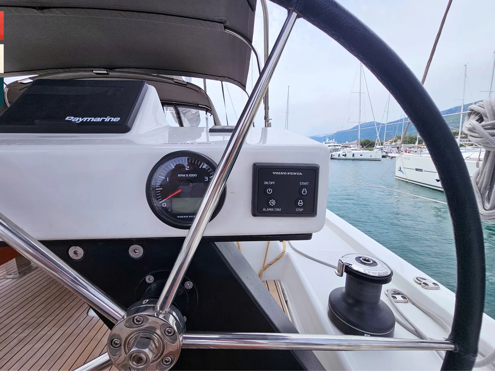 Yacht DUFOUR 470 - Piano - Foto 1