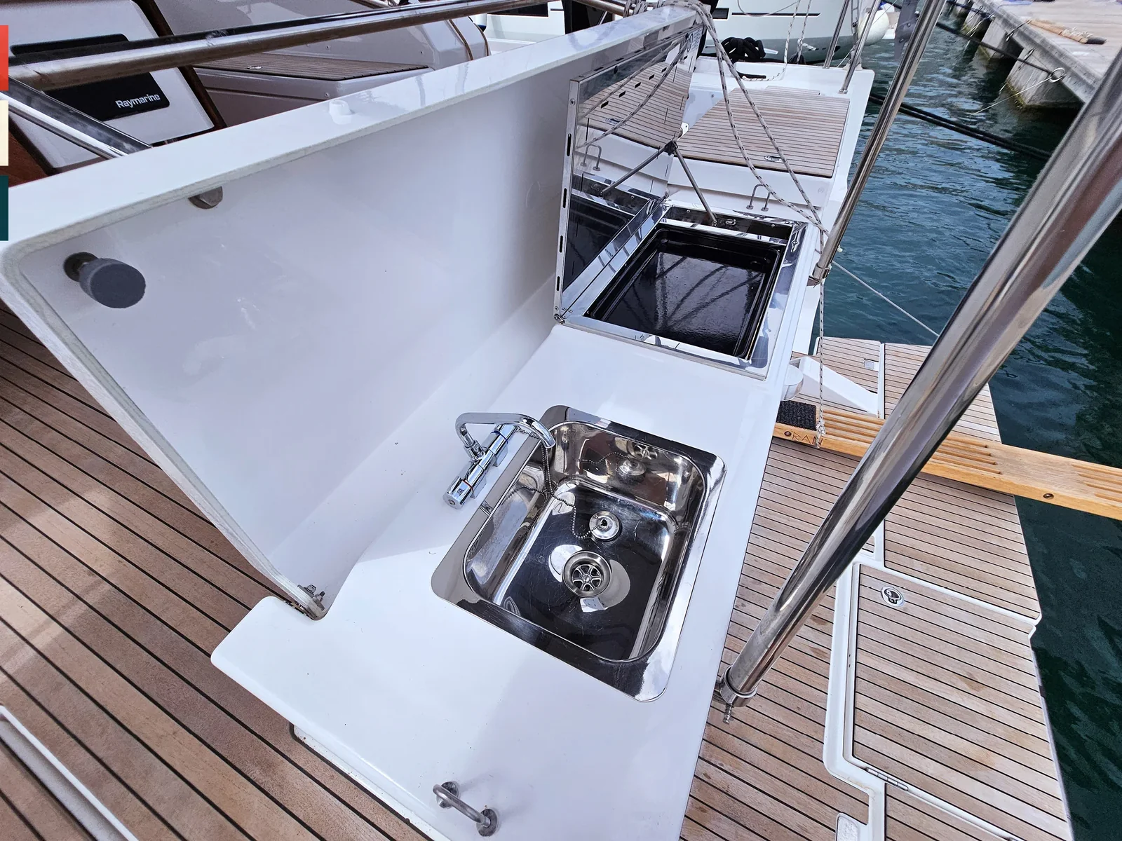 Yacht DUFOUR 470 - Piano - Foto 1