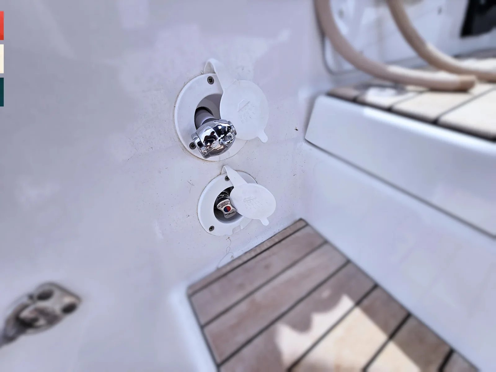 Yacht DUFOUR 470 - Piano - Foto 1