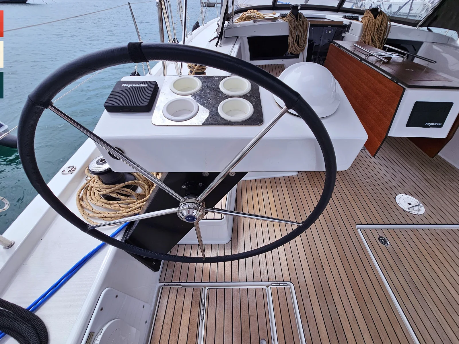 Yacht DUFOUR 470 - Piano - Foto 1