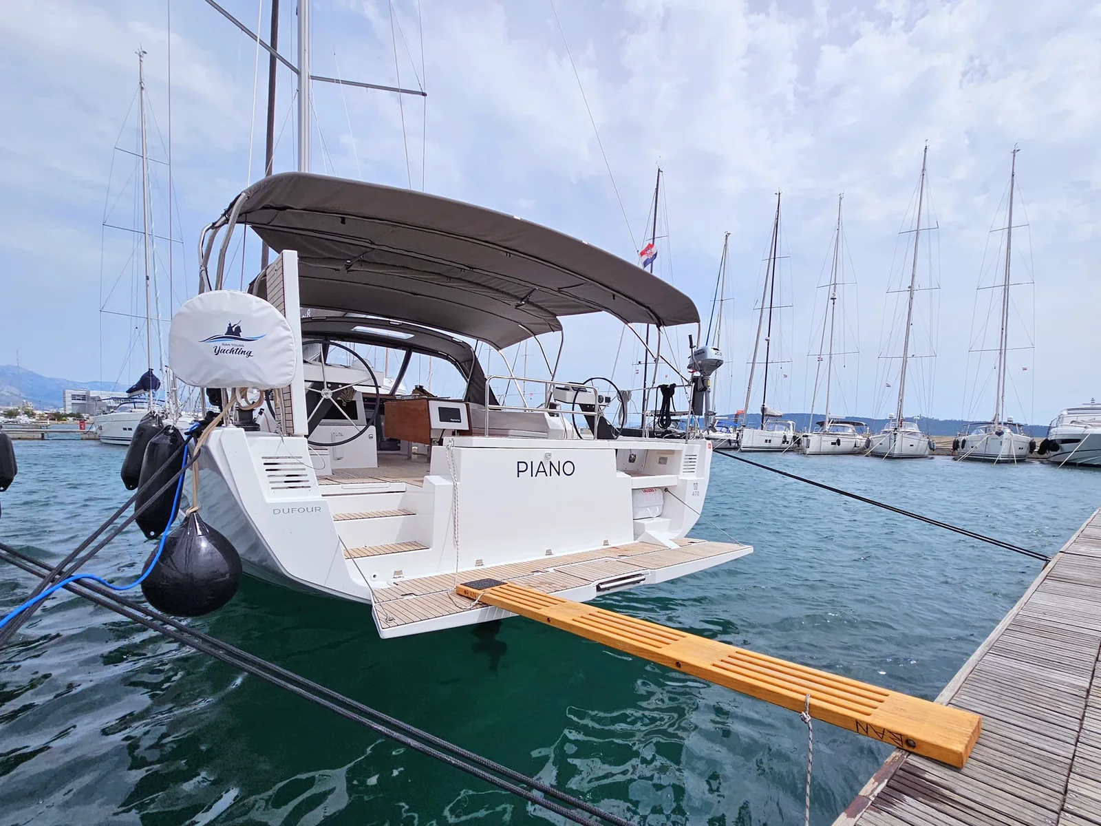 Yacht DUFOUR 470 - Piano - Foto 1