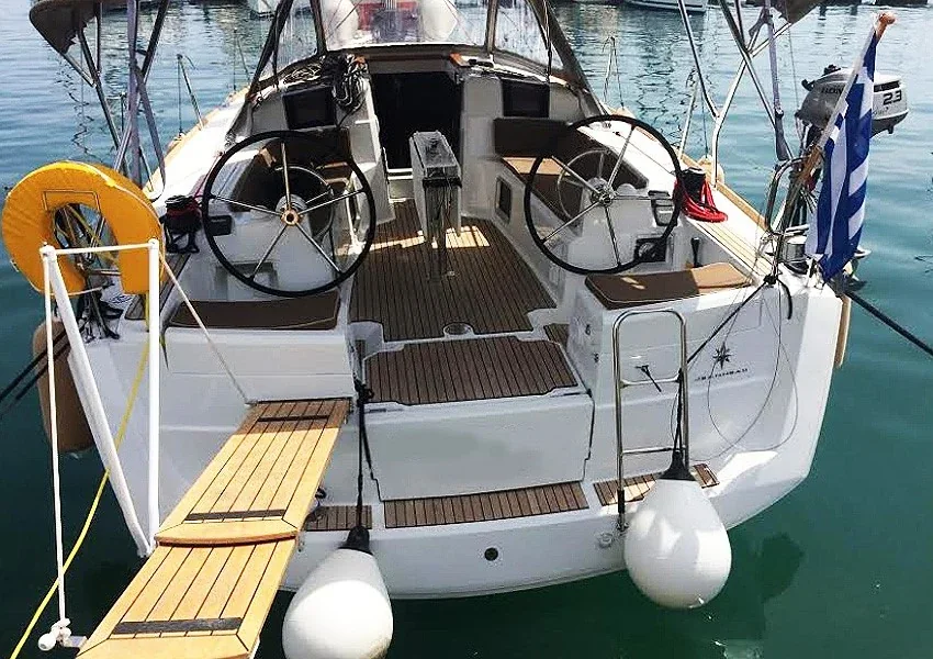 Yacht JEANNEAU Sun Odyssey 389 - Agios - Foto 1