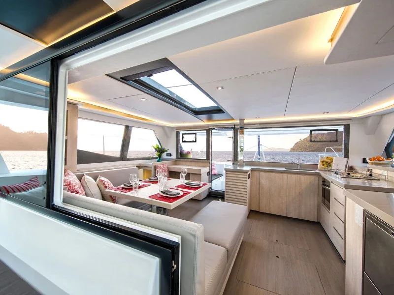 Yacht ROBERTSON AND CAINE Moorings 4500 L - Foto 4