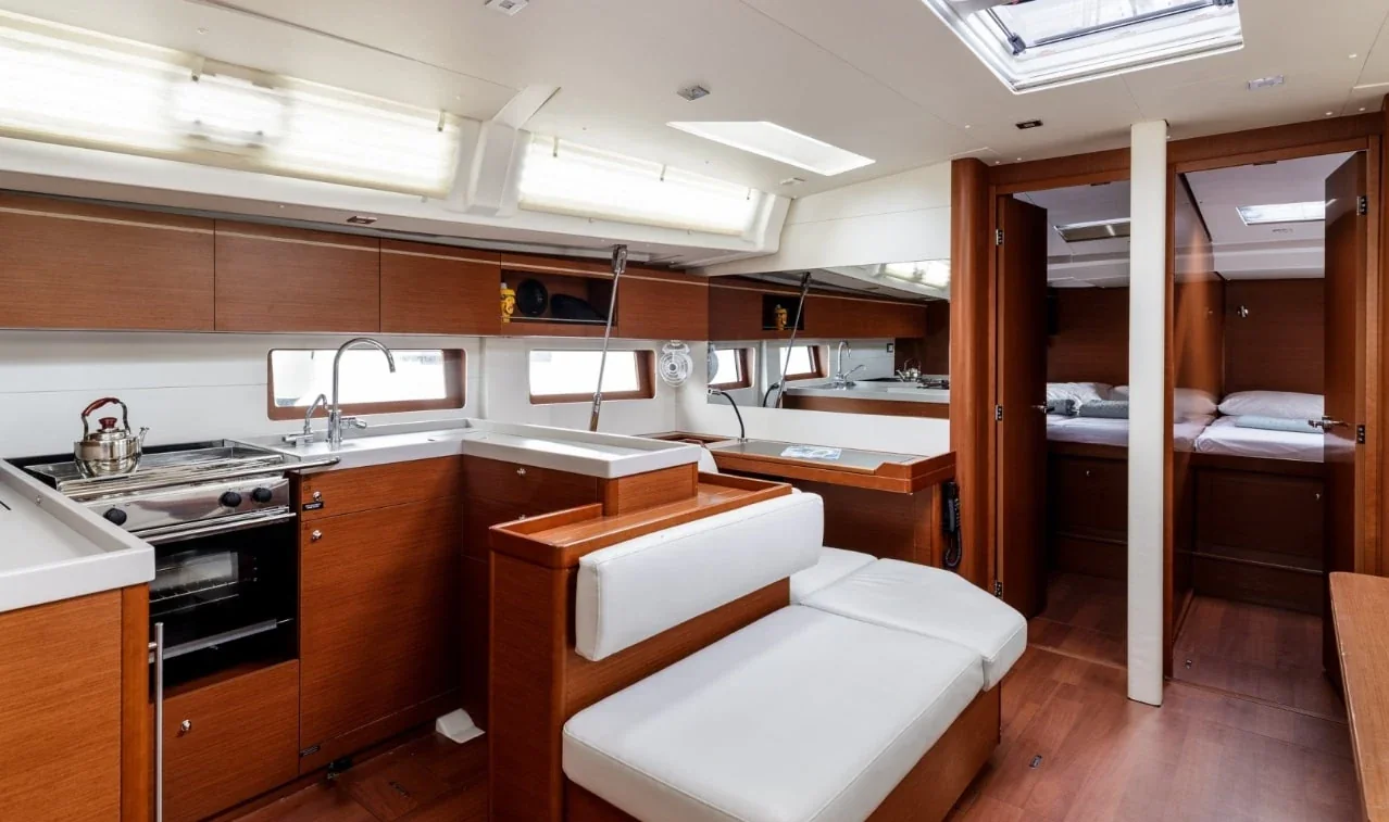 Yacht BENETEAU Oceanis 51.1