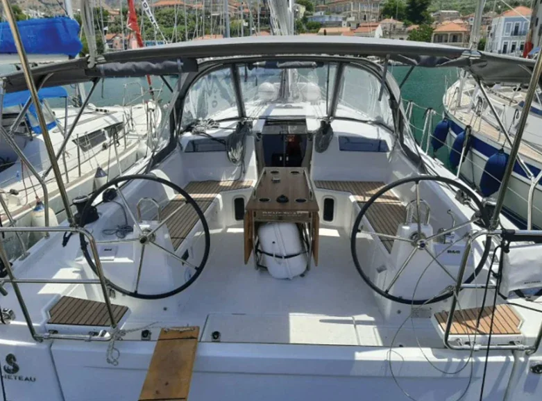 Yacht BENETEAU Oceanis 40.1 - Foto 1