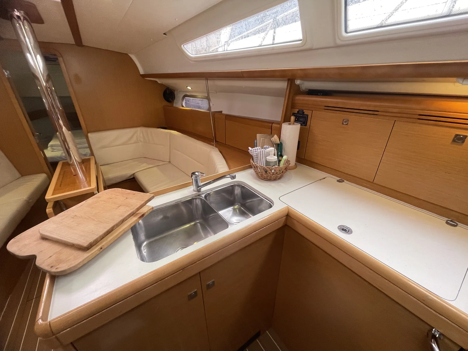 Yacht JEANNEAU Sun Odyssey 36i - Agatha
