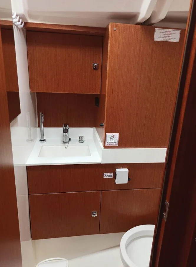 Yacht BAVARIA C45 - Nutmeg - Foto 1