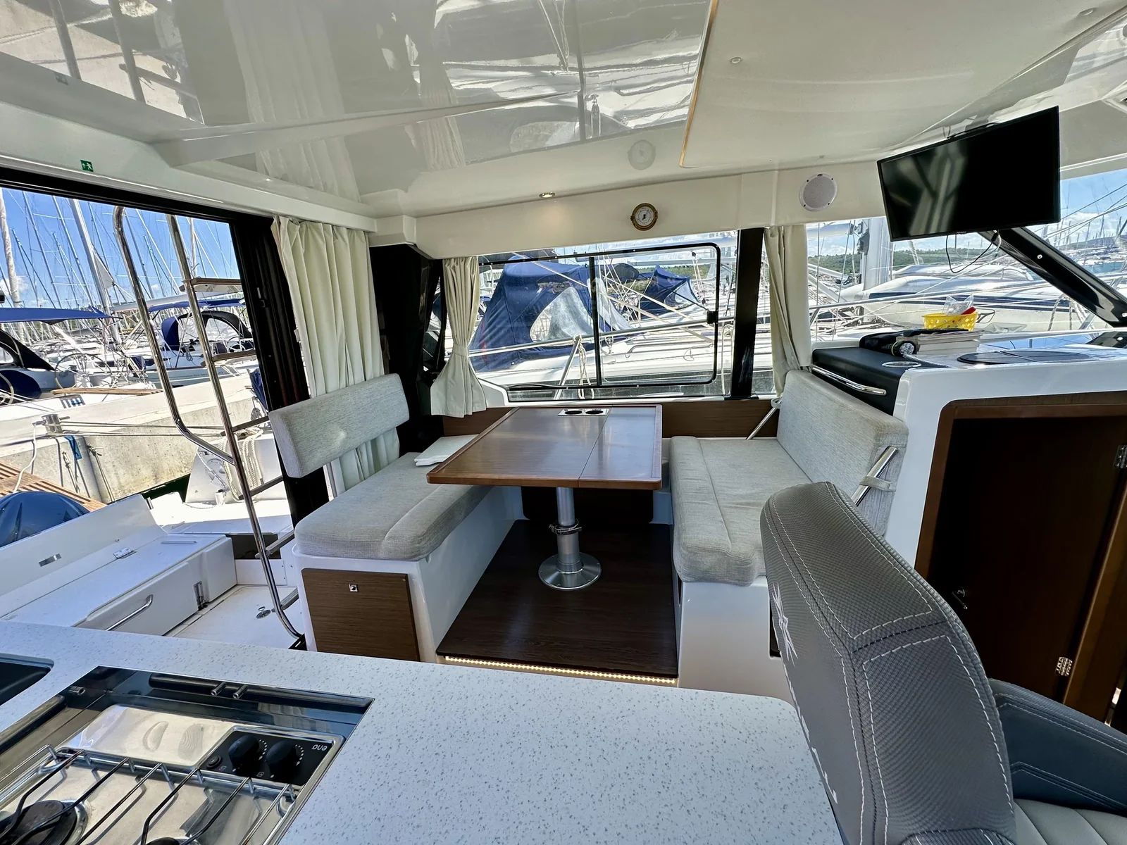 Yacht JEANNEAU Merry Fisher 1095 - Morska Vila - Foto 1