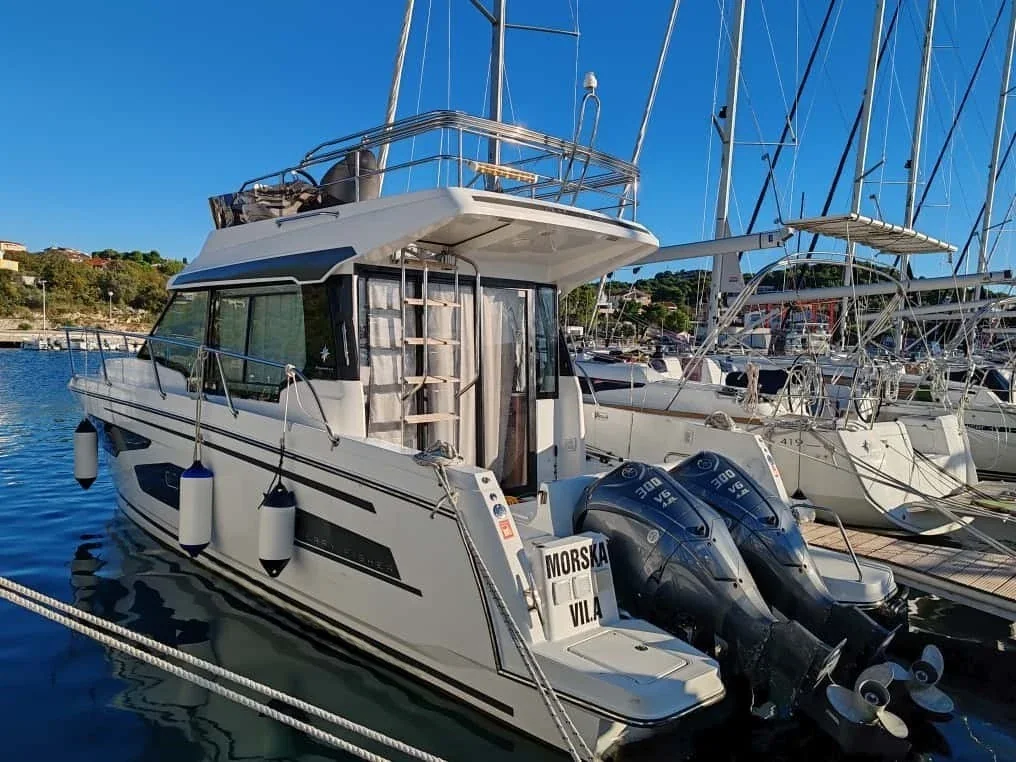 Yacht JEANNEAU Merry Fisher 1095 - Morska Vila - Foto 1