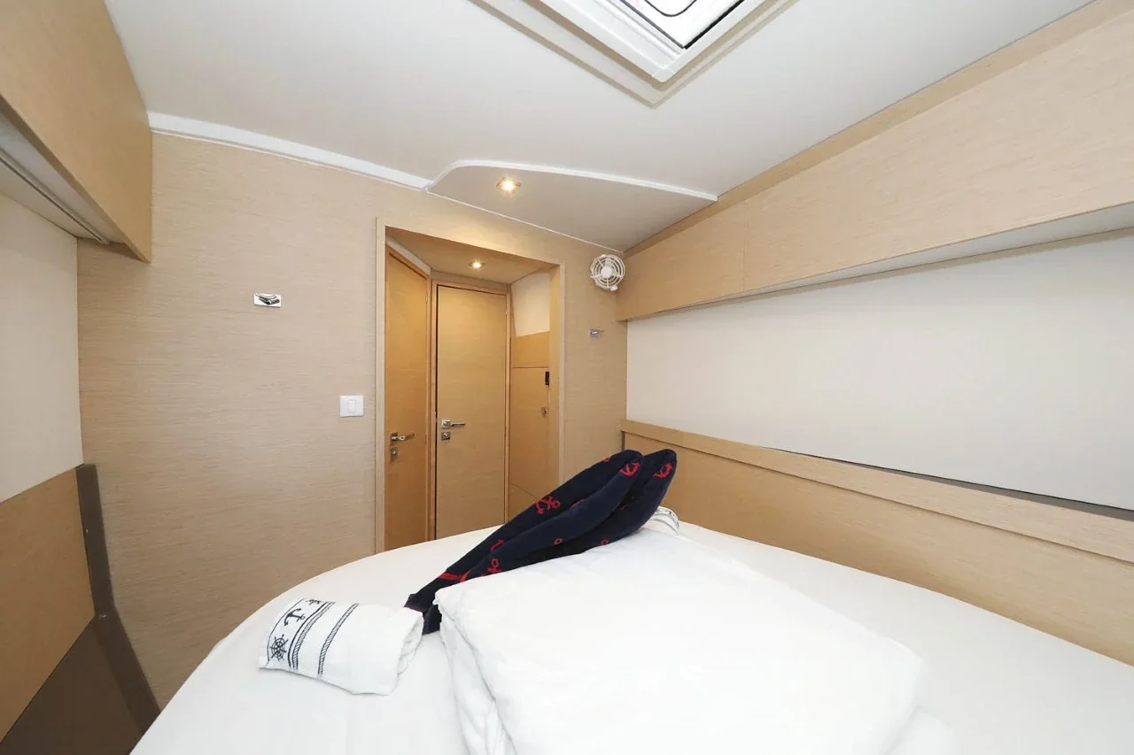 Yacht FOUNTAINE PAJOT Astrea 42 - Crazy Diamont - Foto 1