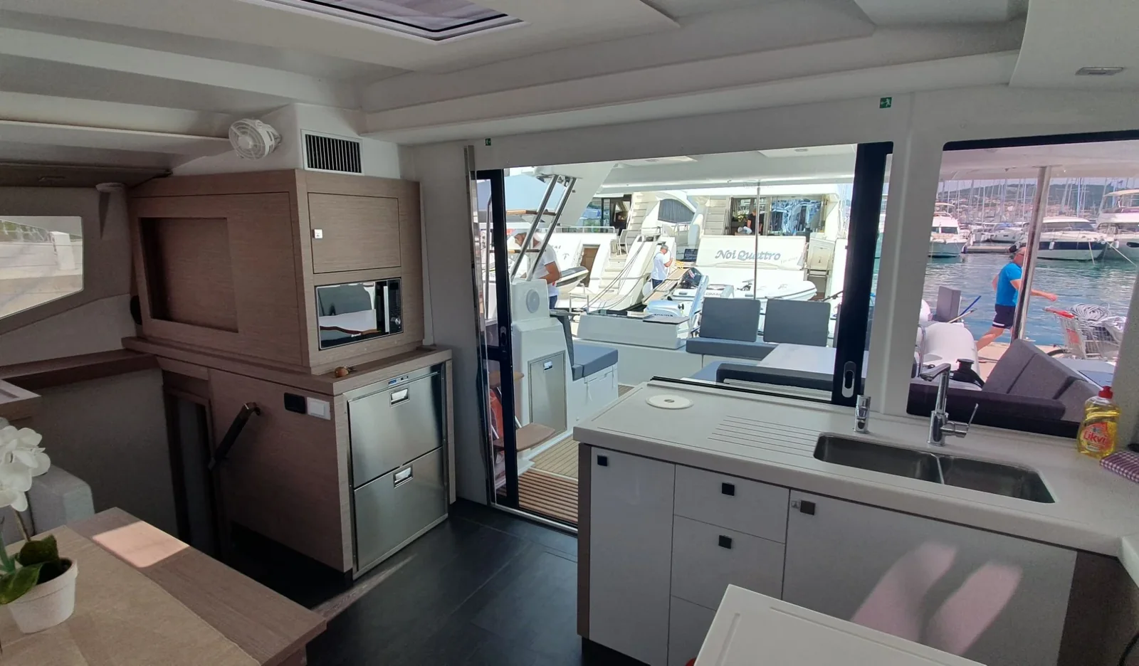 Yacht FOUNTAINE PAJOT Astrea 42 - Crazy Diamont - Foto 1