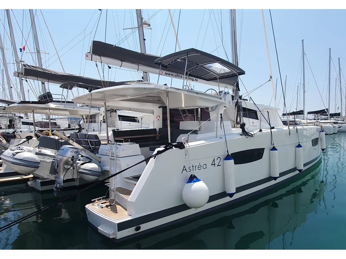 Yacht FOUNTAINE PAJOT Astrea 42 - Crazy Diamont - Foto 1