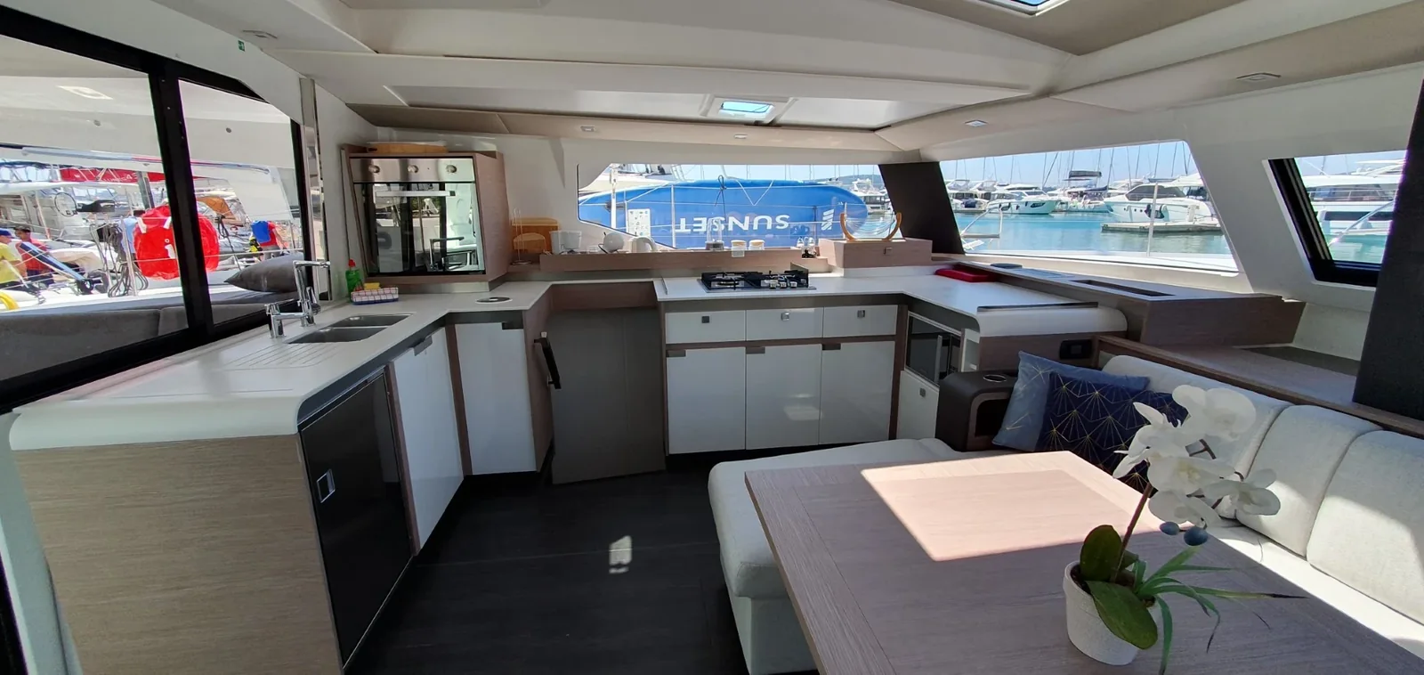 Yacht FOUNTAINE PAJOT Elba 45 Quatour - Summer Flow - Foto 1