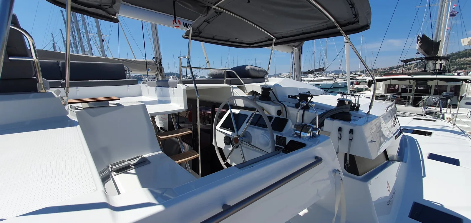 Yacht FOUNTAINE PAJOT Elba 45 Quatour - Summer Flow - Foto 1