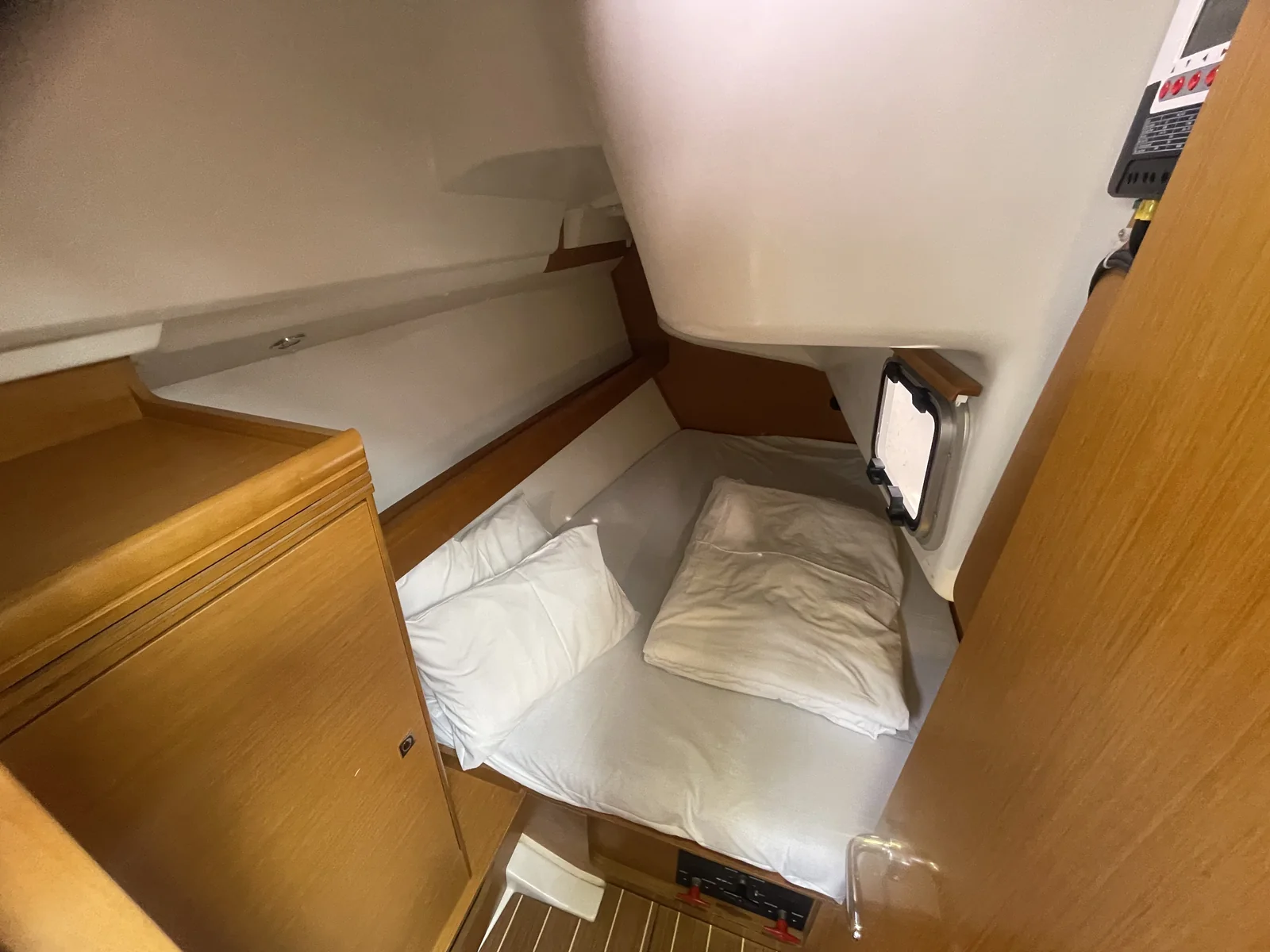 Yacht JEANNEAU Sun Odyssey 36i - Agatha - Foto 1