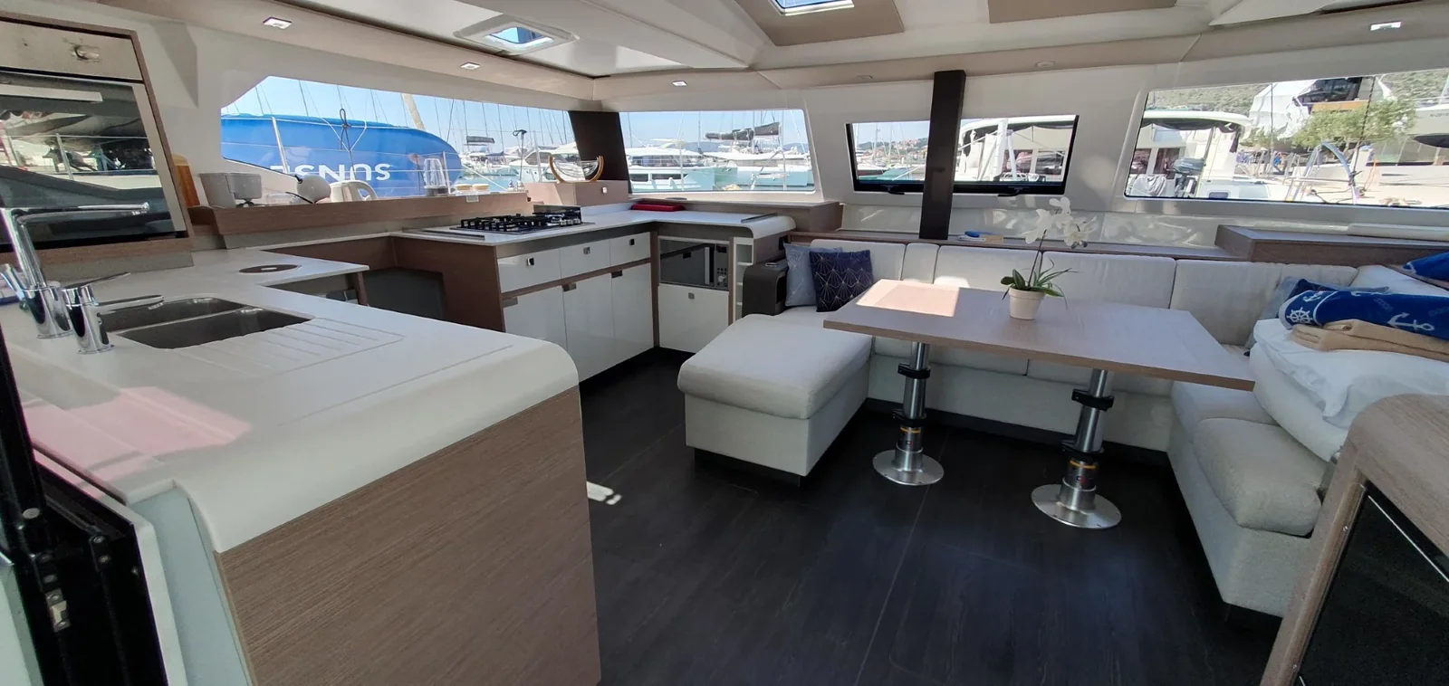 Yacht FOUNTAINE PAJOT Elba 45 Quatour - Summer Flow - Foto 1