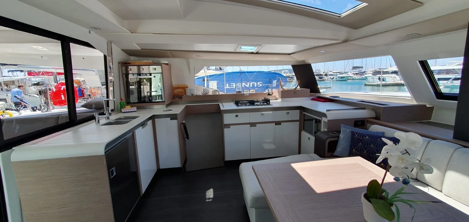 Yacht FOUNTAINE PAJOT Elba 45 Quatour - Summer Flow - Foto 1