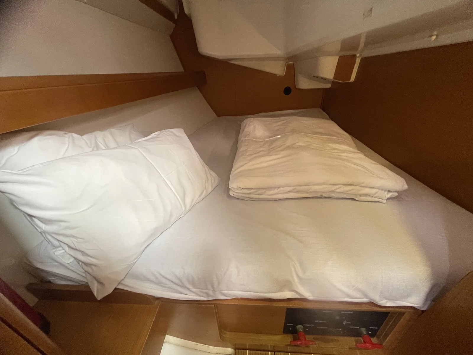 Yacht JEANNEAU Sun Odyssey 36i - Agatha - Foto 1