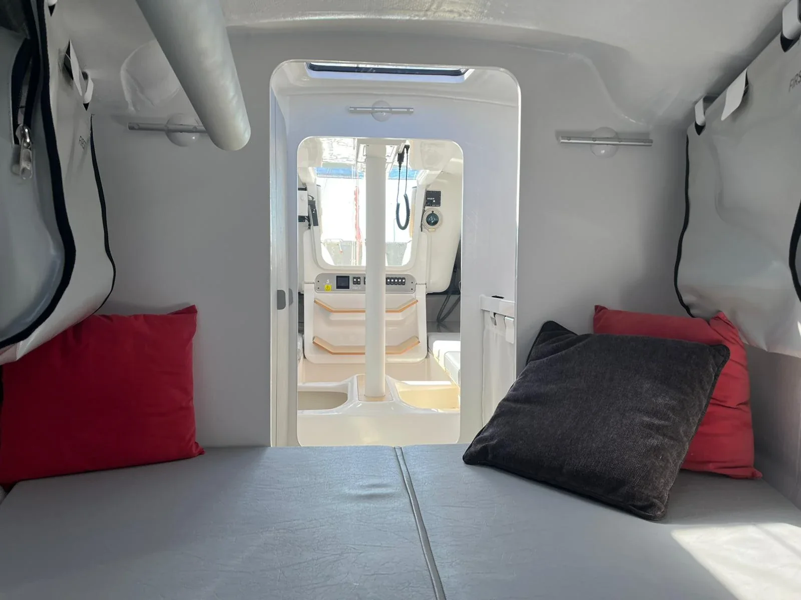 Yacht BENETEAU First 27 - Suferina - Foto 1