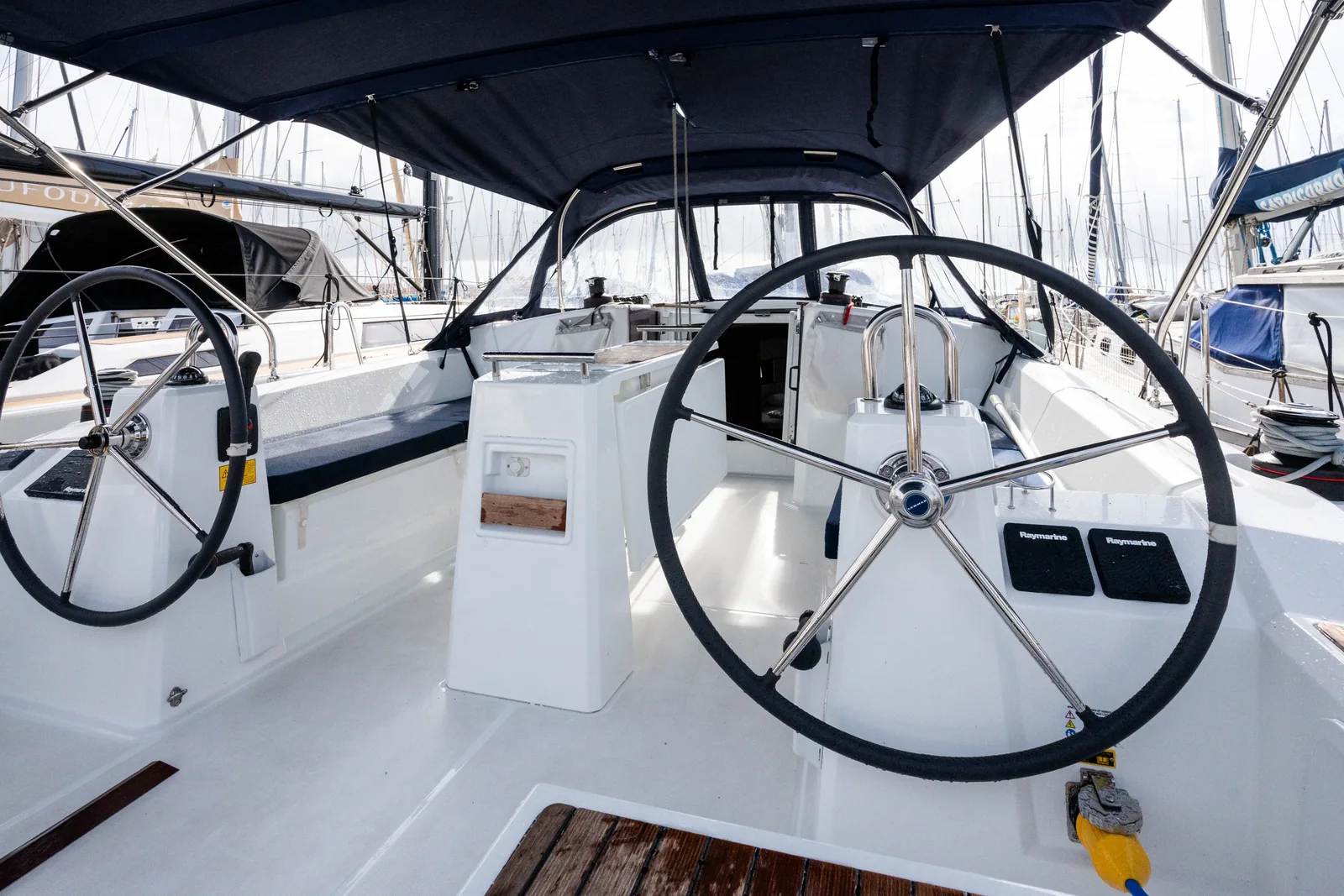 Yacht BENETEAU Oceanis 38.1 - Meli - Foto 1
