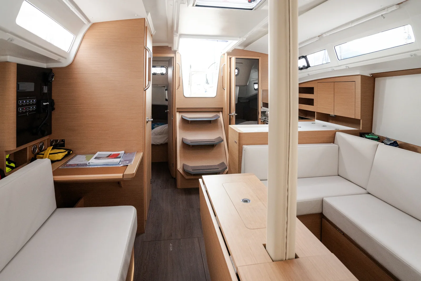 Yacht JEANNEAU Sun Odyssey 380 - Phoenix