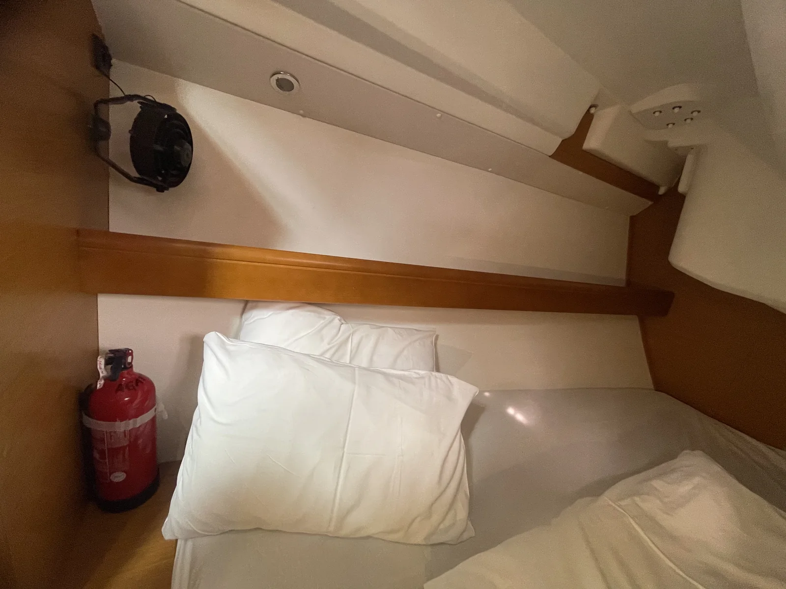 Yacht JEANNEAU Sun Odyssey 36i - Agatha - Foto 1