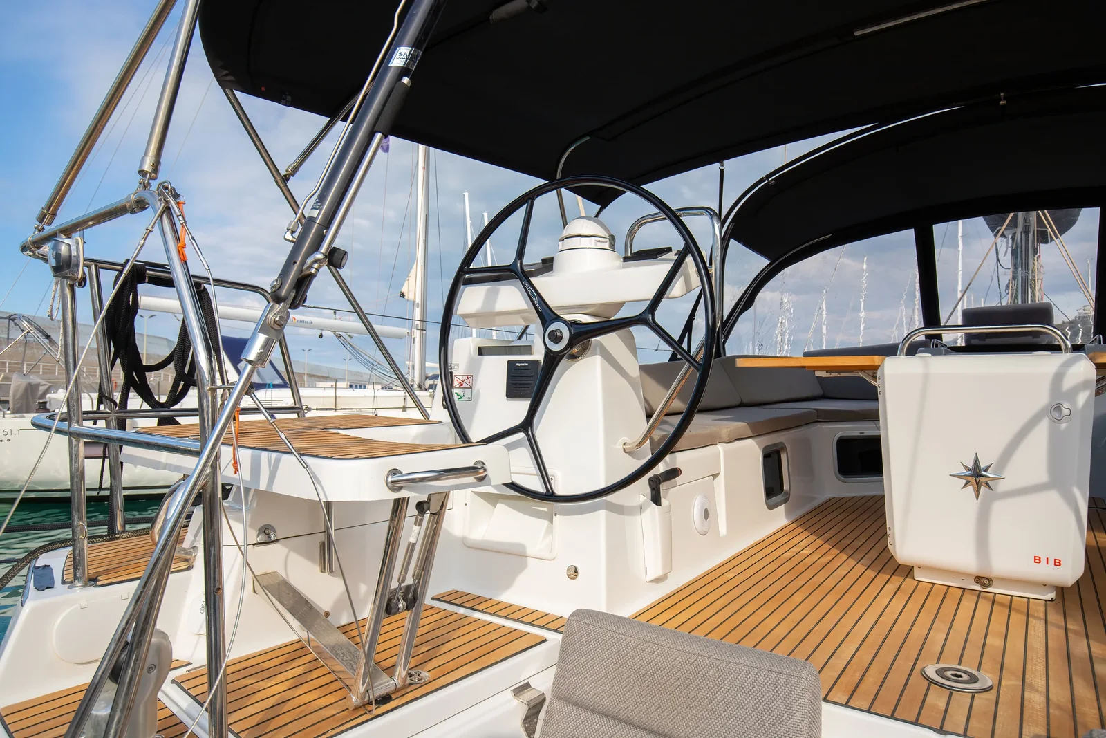 Yacht JEANNEAU 54 - Psyche - Foto 1