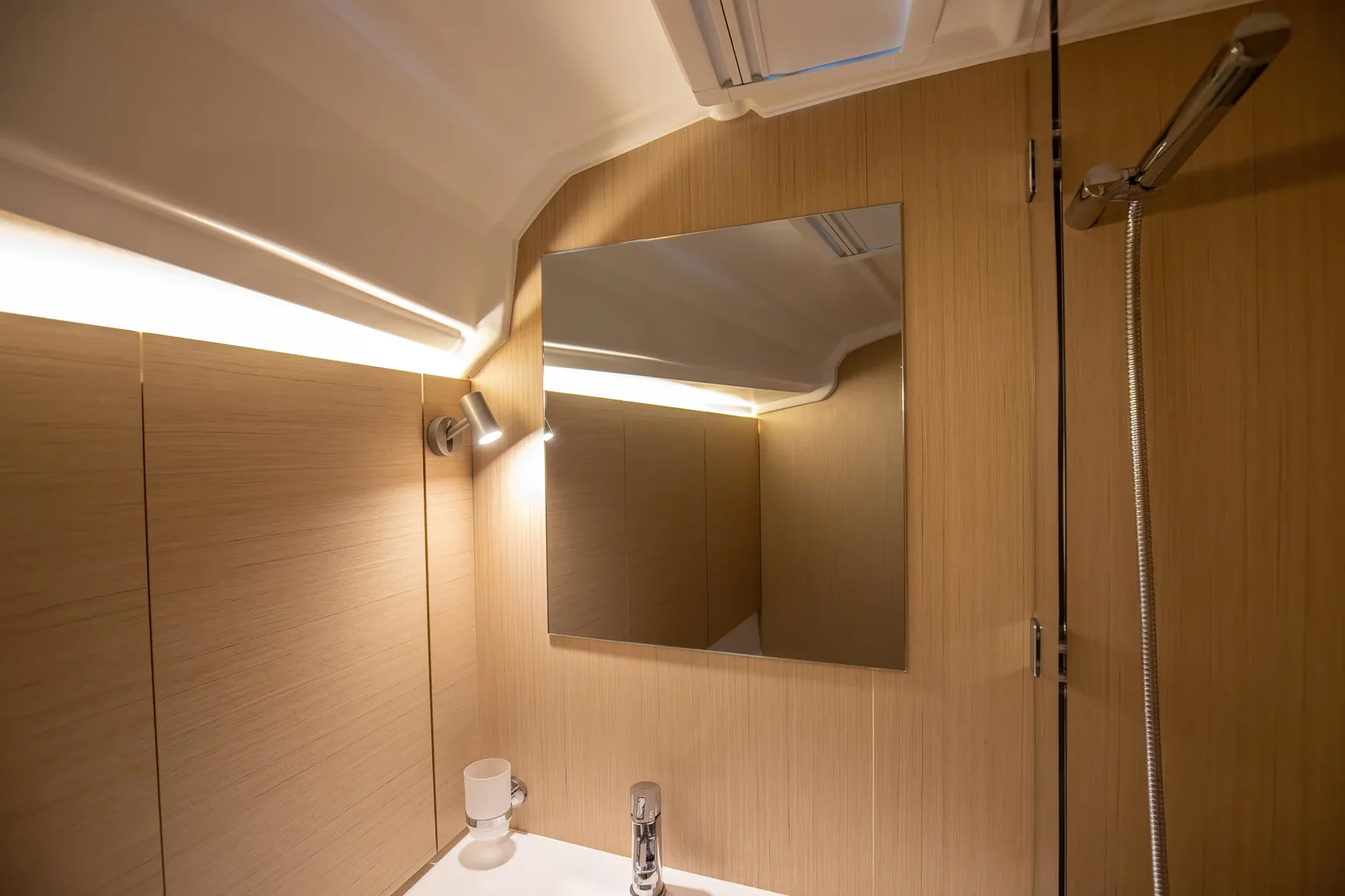 Yacht BENETEAU Oceanis 40.1 - Cupido - Foto 1