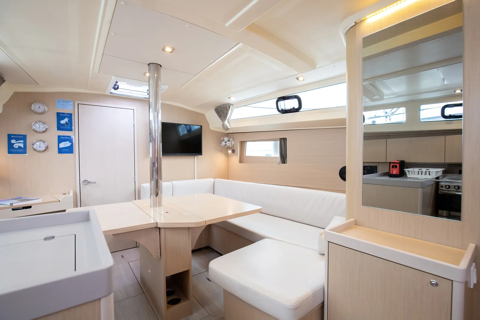Yacht BENETEAU Oceanis 41.1 - Arianna - Foto 1