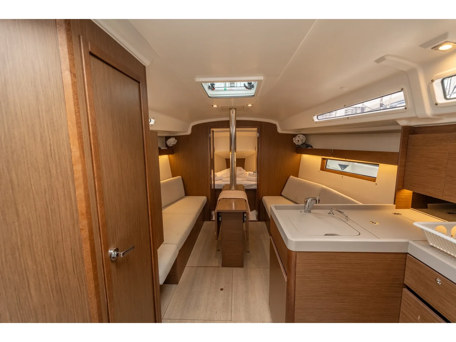 Yacht BENETEAU Oceanis 34.1 - Pluto - Foto 1
