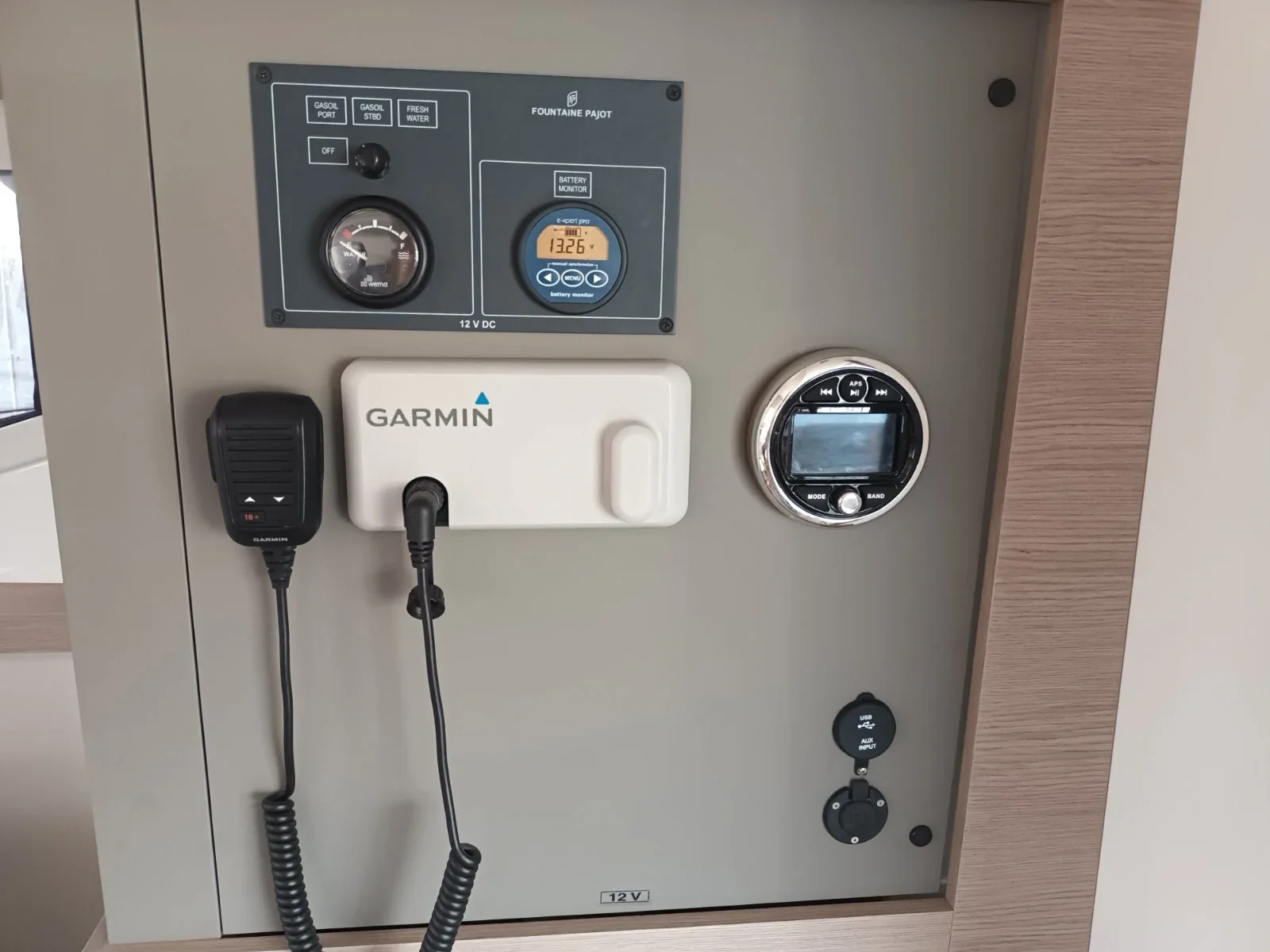 Yacht FOUNTAINE PAJOT Tanna 47 - Eros - Foto 1