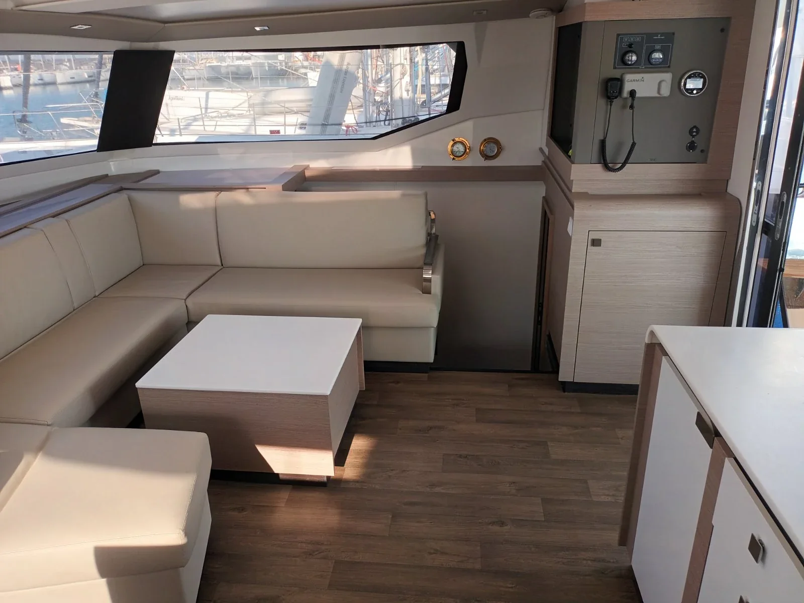 Yacht FOUNTAINE PAJOT Tanna 47 - Eros - Foto 1