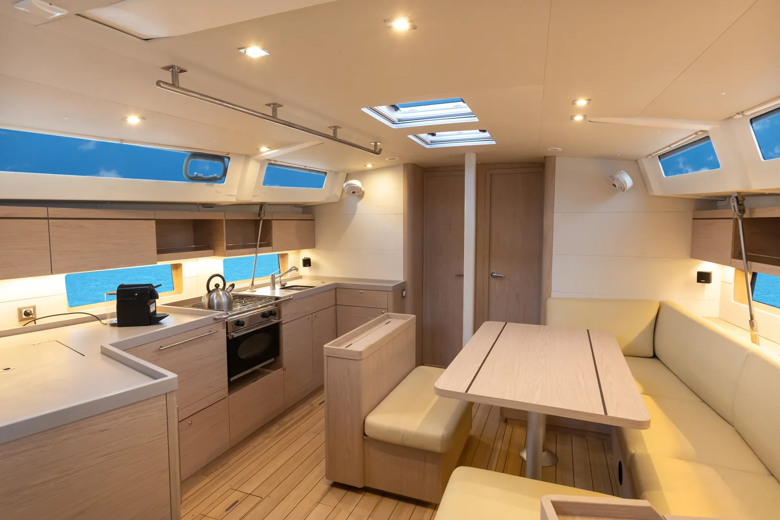 Yacht BENETEAU Oceanis 46.1 - Daphne - Foto 1