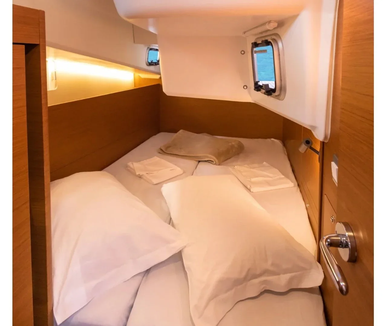 Yacht JEANNEAU Sun Odyssey 410 - Teti