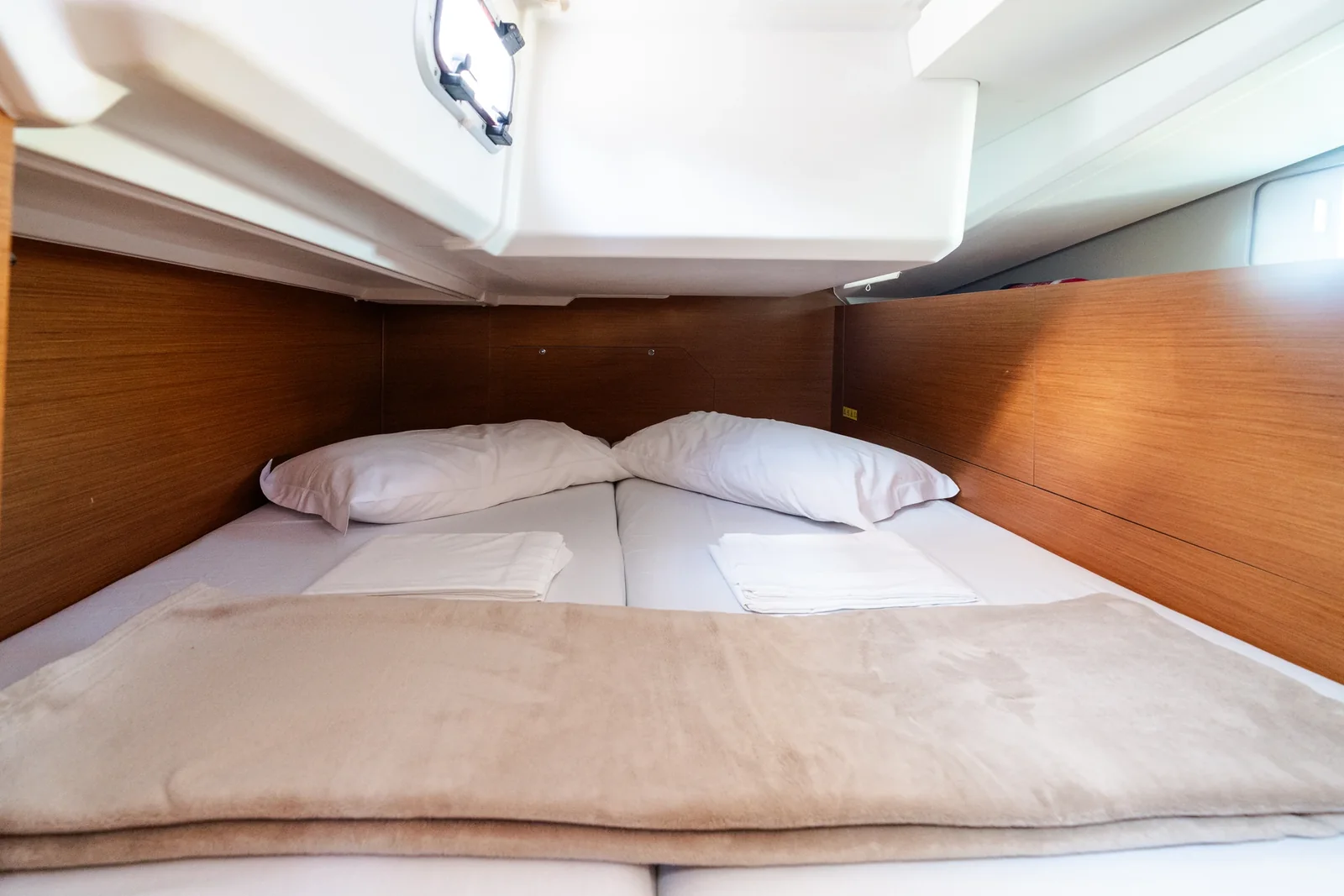 Yacht JEANNEAU Sun Odyssey 440 - Diana - Foto 1