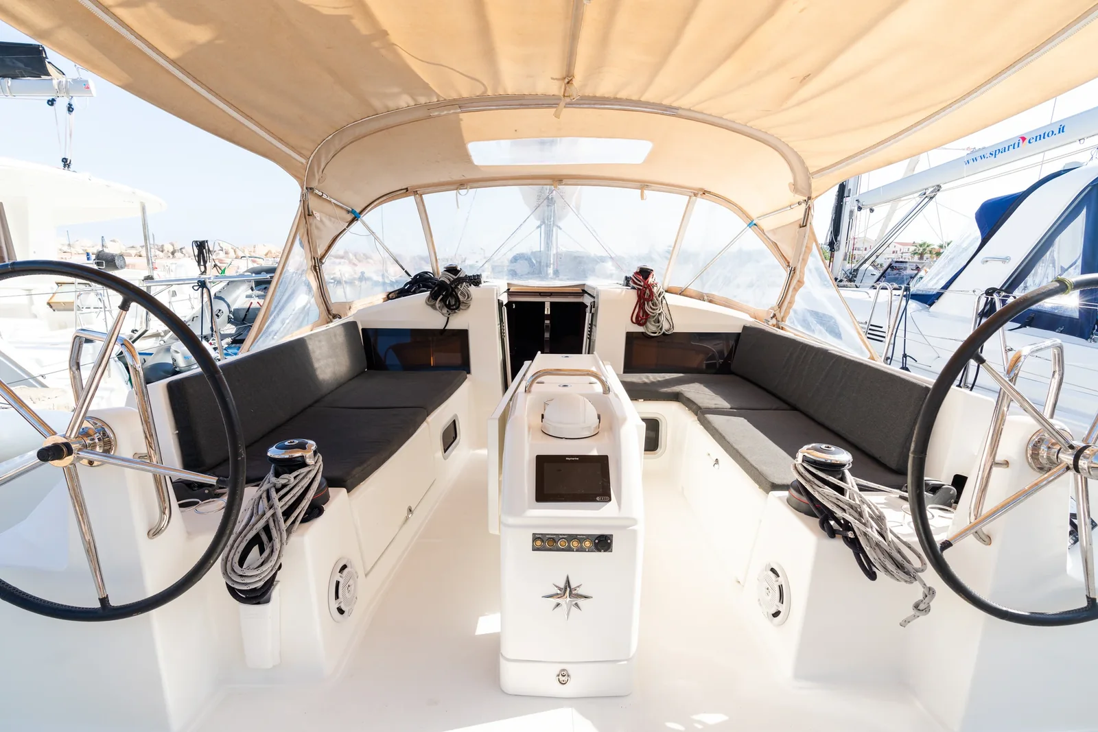 Yacht JEANNEAU Sun Odyssey 440 - Diana - Foto 1