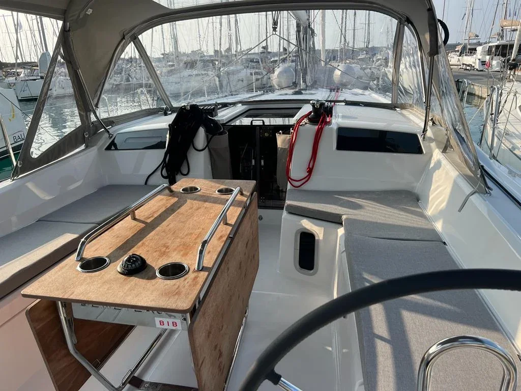 Yacht BENETEAU Oceanis 40.1 - Rosalba - Foto 1