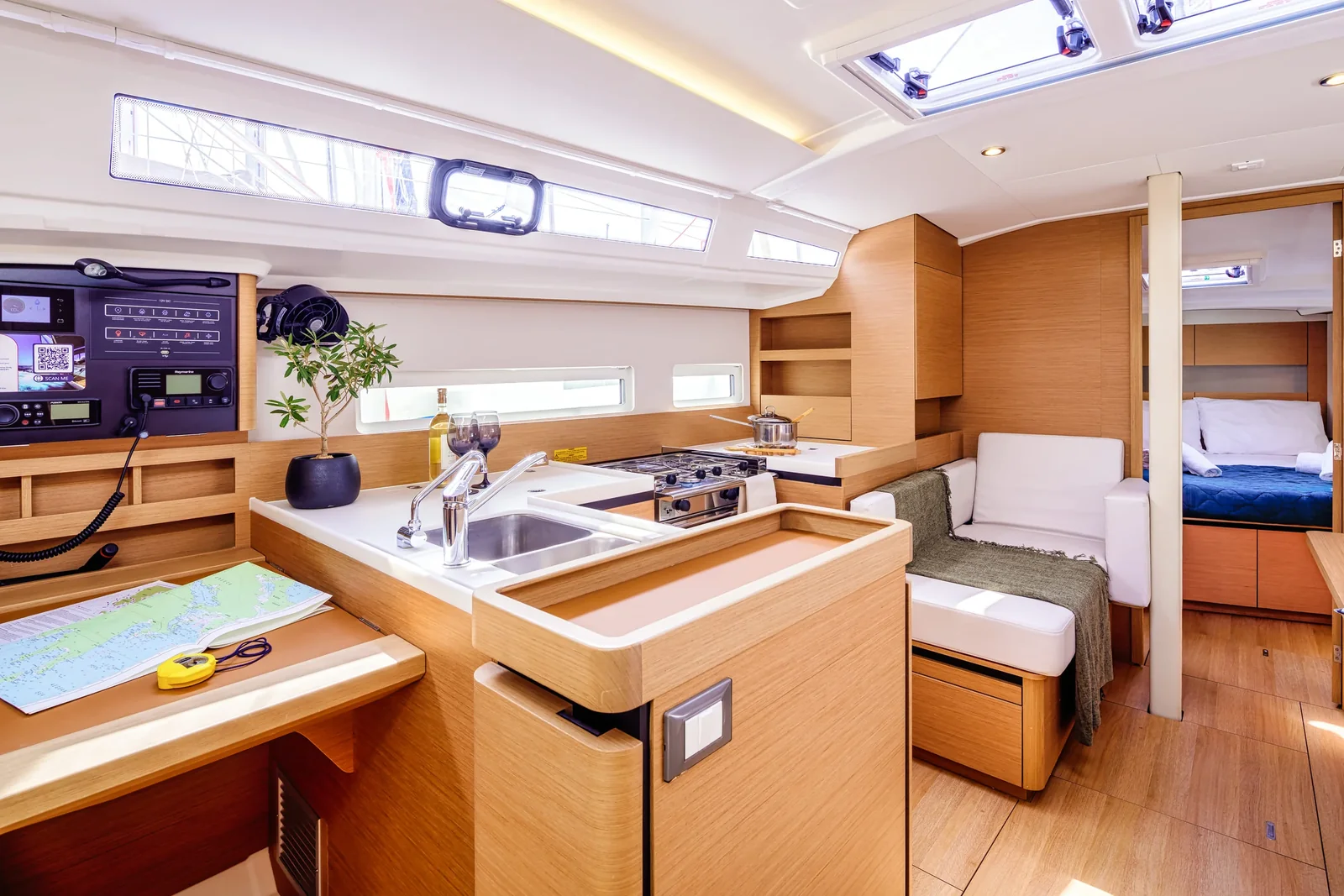 Yacht JEANNEAU Sun Odyssey 410 - Konstantinos - Foto 1