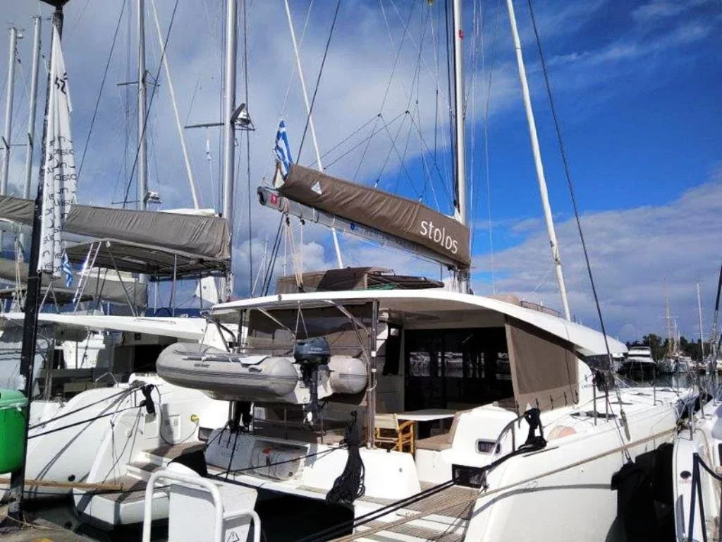 Yacht LAGOON 42 - Stolos - Foto 1