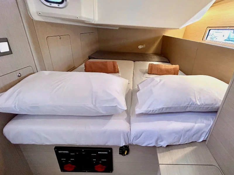 Yacht BENETEAU Oceanis 40.1 - Valkyrie - Foto 18