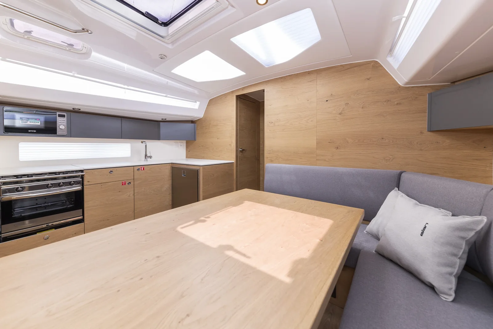Yacht ELAN Impression 43 - Vekenega - Foto 1