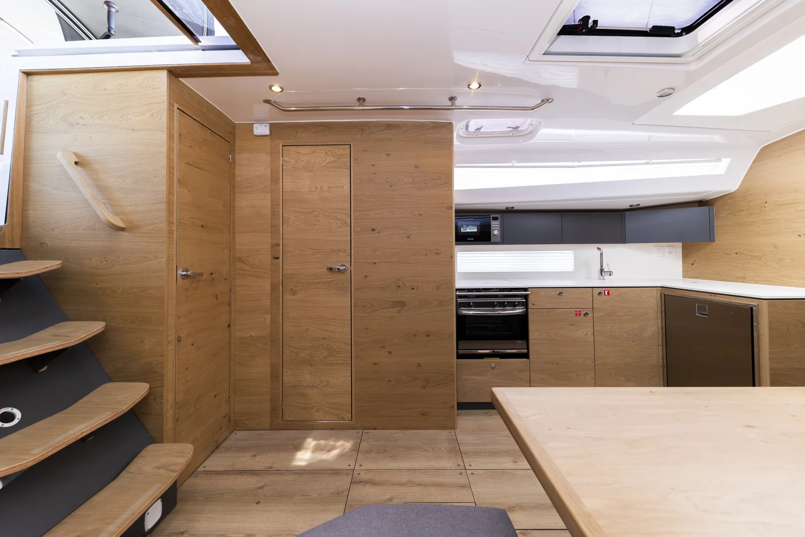 Yacht ELAN Impression 43 - Vekenega - Foto 1