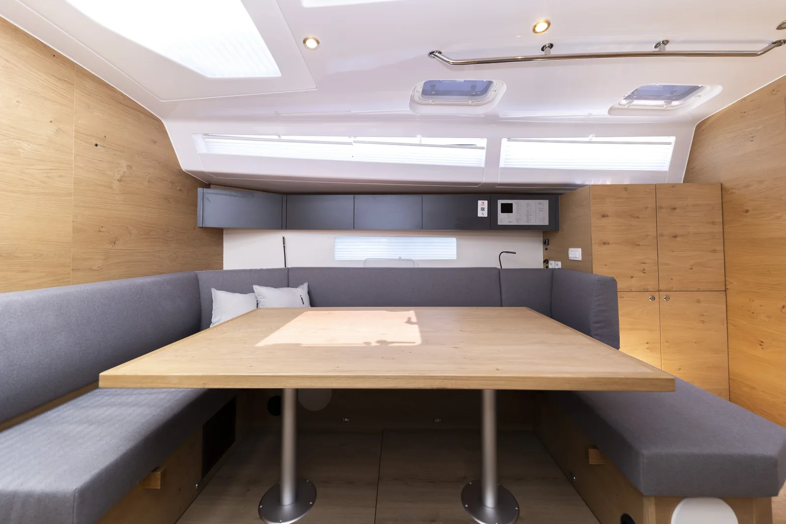 Yacht ELAN Impression 43 - Vekenega - Foto 1