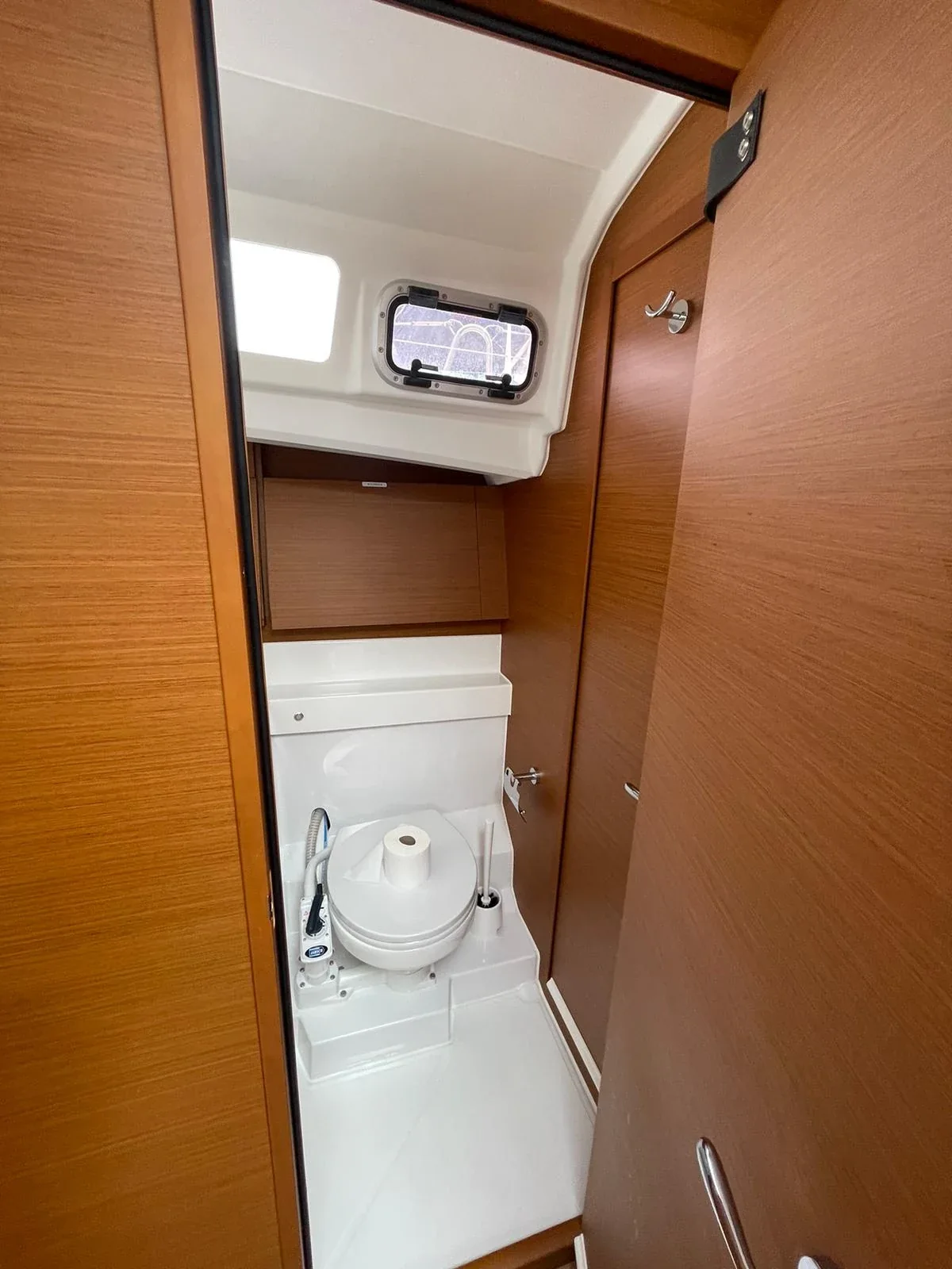 Yacht JEANNEAU Sun Odyssey 440 - Alboran Amaretto - Foto 1