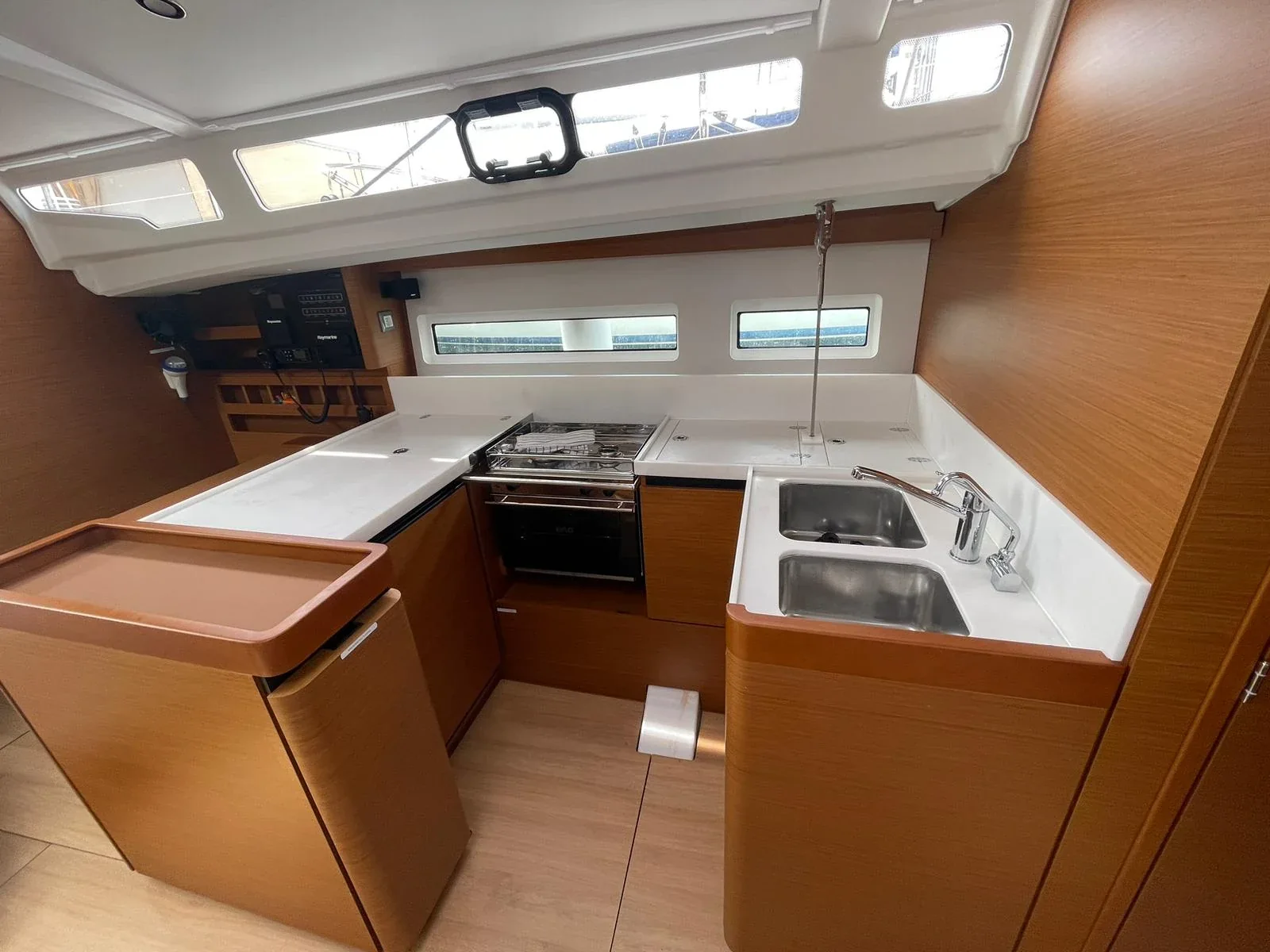 Yacht JEANNEAU Sun Odyssey 440 - Alboran Amaretto - Foto 1